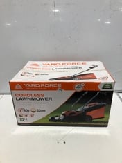 YARDFORCE 40V 32CM CORDLESS LAWNMOWER IN ORANGE AND BLACK - RRP £165