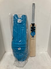 GM DIAMOND B55S CRICKET BAT TO INCLUDE NEWBERRY LIGHT BLUE CRICKET PADS