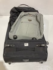 EASTPAK TRANVERZ LARGE TRAVEL TROLLEY BLACK 2-WHEELER TO INCLUDE LUGG SINGLE TROLLEY SOFT CABIN BAG GREY 2-WHEELER