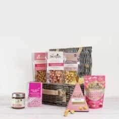 X3 ASSORTED HAMPERS/GIFT BOXES TO INCLUDE JOE & SEPH'S FOR HER GOURMET HAMPER | AWARD WINNING, GOURMET POPCORN, SWEET POPCORN, SALTED CARAMEL, GIFTS FOR HER, GIFTS FOR HIM, VALENTINE'S DAY GIFTS.