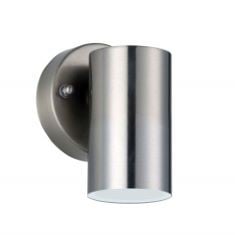 X21 ASSORTED ITEMS TO INCLUDE LUCECO EXTERIOR LED FIXED WALL LIGHT, 4 WATTS, 3000K COLOUR TEMPERATURE, STAINLESS STEEL.