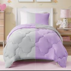 APPROX X10 ASSORTED BED SHEETS TO INCLUDE COMFORT SPACES ALL SEASON DOWN ALTERNATIVE BEDDING, MATCHING SHAMS, FABRIC, MICROFILER REVERSIBLE LAVENDER, TWIN/TWIN XL(66"X90").