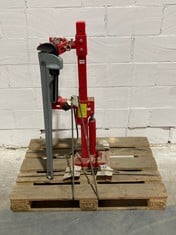 HYDRAULIC COIL SPRING COMPRESSOR TO INCLUDE MAXPOWER 46" PIPE WRENCH