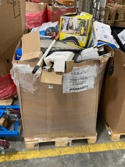 PALLET OF ASSORTED ITEMS TO INCLUDE STREETWIZE 1500W MODIFIED SINE WAVE INVERTER