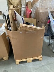 PALLET OF ASSORTED GARDEN ITEMS TO INCLUDE VOUNOT DOOR CANOPY 80 X 200CM