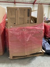 PALLET OF ASSORTED ITEMS TO INCLUDE SAFETOTS EXTRA WIDE/EXTRA TALL WOODEN BED RAIL