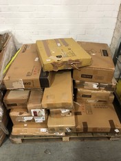 PALLET OF ASSORTED ITEMS TO INCLUDE VASAGLE LADDER SHELF - MODEL NO. LLS44XV2