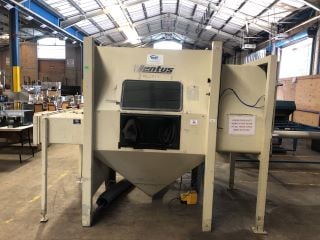 1991 VACUBLAST BLAST CABINET 1143-1 S/N 17261