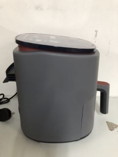 COSORI LITE 3.8 LITRE SMART AIR FRYER MODEL: CAF-LI401S - RRP.£49