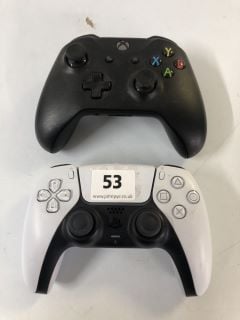 PLAYSTATION 5 CONTROLLER & XBOX CONTROLLER