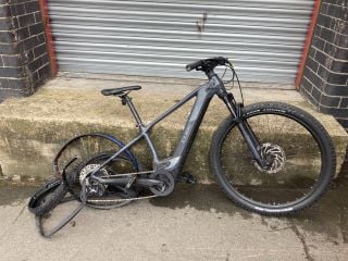 CUBE ELECTRIC MOUNTAIN BIKE (MPSZ09249723) (VAT ONLY PAYABLE ON BUYERS PREMIUIM)