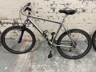 CLAUD BUTLER MOUNTAIN BIKE (MPSS03113647)