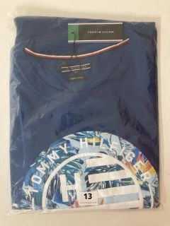 TOMMY HILFIGER LOGO ORGANIC COTTON TEE IN NAVY - SIZE 4XL