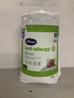 SILENTNIGHT ANTI-ALLERGY DUVET