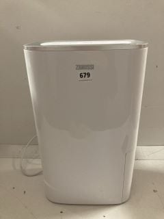 ZANUSSI DEHUMIDIFIER 8.4L - MODEL ZDH1802