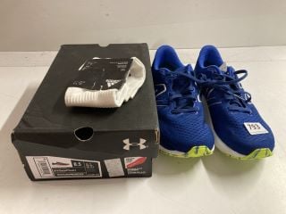 2 X ITEMS TO INCLUDE PAIR OF UNDER ARMOUR UA CHARGED PURSUIT WOMEN'S TRAINERS - SIZE UK 6 (CAGE NUMBER 688123)