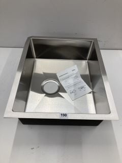 SINGLE BOWL KITCHEN SINK IN STAINLESS STEEL