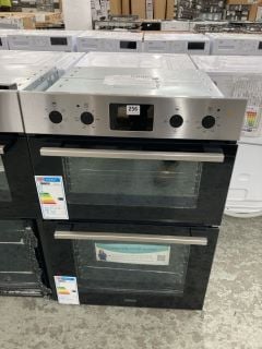 ZANUSSI DOUBLE ELECTRIC OVEN MODEL ZKHNL3X1 RRP £509 (EX-DISPLAY)