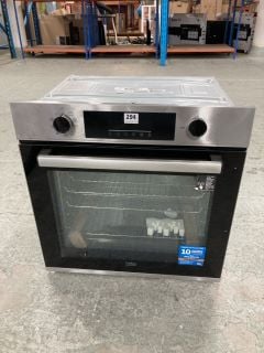 BEKO SINGLE ELECTRIC OVEN MODEL BBIE22300XFP RRP £229 (EX-DISPLAY)