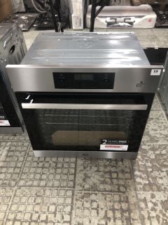 AEG SINGLE ELECTRIC OVEN MODEL BES355010M RRP £549