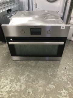 AEG SINGLE ELECTRIC OVEN MODEL KMK385060M RRP £819