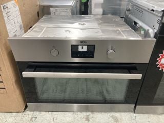 AEG SINGLE ELECTRIC OVEN MODEL KMK365060M RRP £649