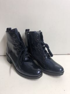 GABOR ROCK LACK ANKLE BOOTS SIZE 5