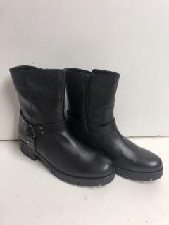 GABOR BURFORD BOOTS SIZE 6