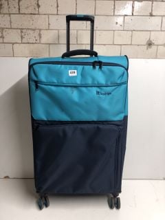 IT LUGGAGE SOFT SKIN SPINNER SUITCASE