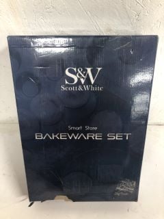 SCOTT AND WHITE BAKEWARE SET