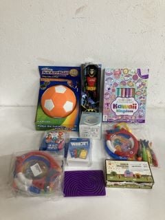 QTY OF ITEMS INC STAY ACTIVE KICKER BALL