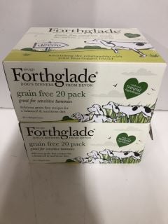 2 X FORTHGLADE DOGS DINNERS FROM DEVON GRAIN FREE 20 PACK BBE MAY 2024