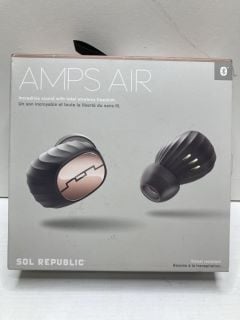 SOL REPUBLIC AMPS AIR EARBUDS WITH CHARGING CASE