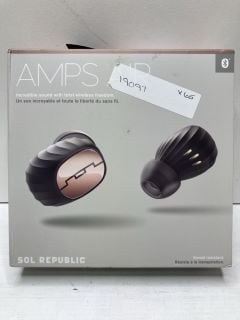 SOL REPUBLIC AMPS AIR EARBUDS WITH CHARGING CASE