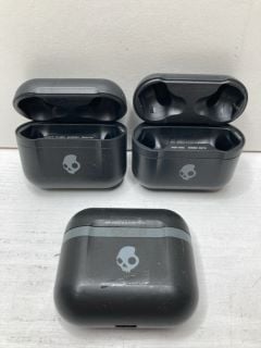 BOX OF EARBUD CHARGING CASES