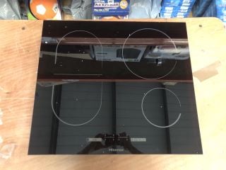 HISENSE INDUCTION CERAMIC HOB MODEL NO: I6433C7 (EX DISPLAY)