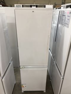 GRUNDIG INTEGRATED FRIDGE FREEZER MODEL NO: GKFED473 (EX DISPLAY)