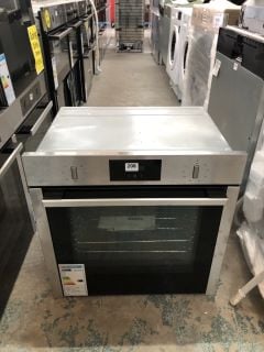 NEFF BUILT-IN ELECTRIC SINGLE OVEN MODEL NO: B3CCC0AN0B (EX DISPLAY)