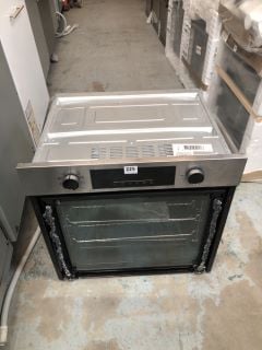 BEKO BUILT-IN ELECTRIC SINGLE OVEN MODEL NO: BBIE22300XFP (EX DISPLAY)