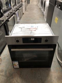 ZANUSSI BUILT-IN ELECTRIC SINGLE OVEN MODEL NO: ZOHCX3X2 (EX DISPLAY)