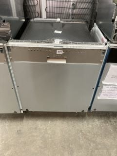 NEFF INTEGRATED DISHWASHER MODEL NO: S1531TX02G (EX DISPLAY)