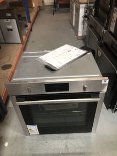 NEFF BUILT-IN ELECTRIC SINGLE OVEN MODEL NO: B3CCC0AN0B RRP: £549.00  (EX DISPLAY)