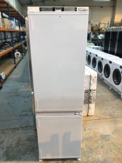 GRUNDIG INTEGRATED FRIDGE FREEZER MODEL NO: GKFED473 (EX DISPLAY)