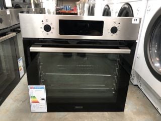 ZANUSSI BUILT-IN ELECTRIC SINGLE OVEN MODEL NO: ZOHCX3X2 (EX DISPLAY)