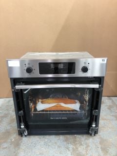 ZANUSSI BUILT-IN ELECTRIC SINGLE OVEN MODEL NO: ZOHCX3X2 (EX DISPLAY)