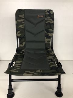 AVENGER FOLDING CAMP CHAIR