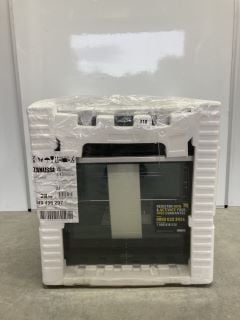 ZANUSSI INTEGRATED SINGLE OVEN MODEL: ZOHCX3X2 (EX DISPLAY) (IN PACKAGING) RRP: £359