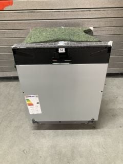 BOSCH INTEGRATED DISHWASHER MODEL: SMV2ITX18G (EX DISPLAY) RRP: £399