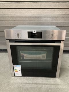 NEFF INTEGRATED SINGLE OVEN MODEL: B3CCC0AN0B (EX DISPLAY) RRP: £549