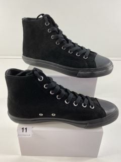 PAUL SMITH MEN'S SHOE CARVER BLACK. SIZE: 9, MADE FROM: 100% COW LEATHER UPPER/RUBBER SOLE. RRP: £195